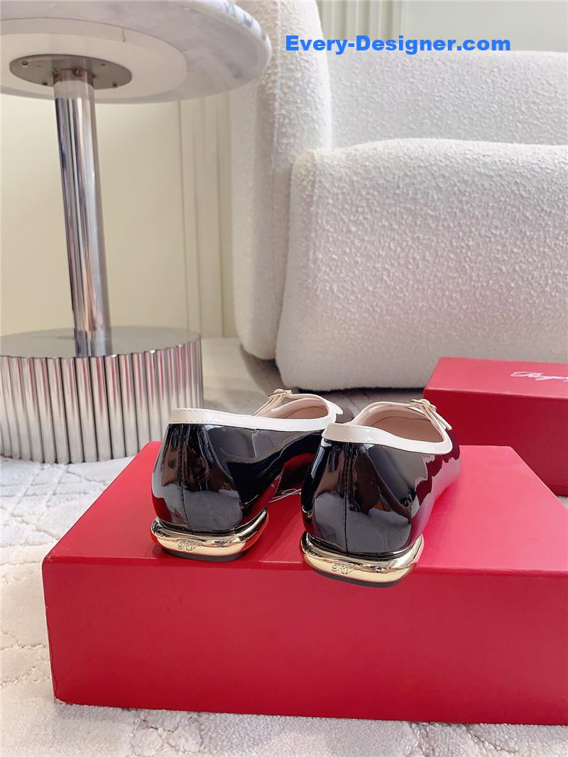 roger u1u1er viv’ podium ballerinas in patent black and white