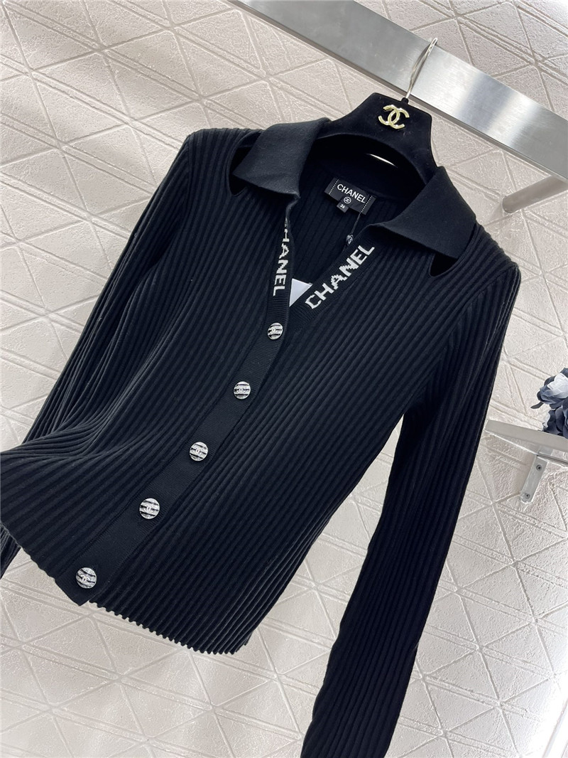 Ch**el logo-intarsia ribbed polo cardigan black