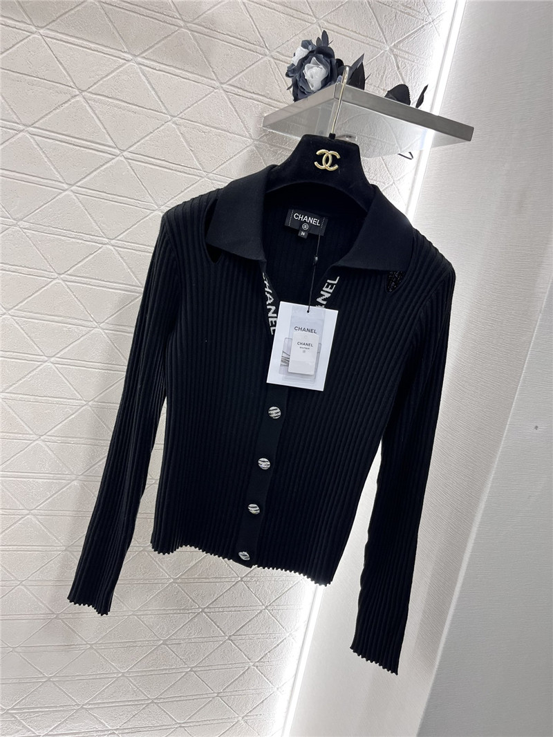 Ch**el logo-intarsia ribbed polo cardigan black