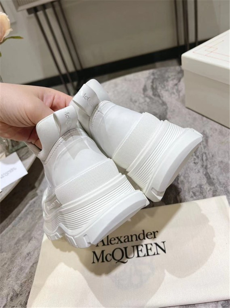 a1exa*der Mcqv*en white zip-up low top sneakers