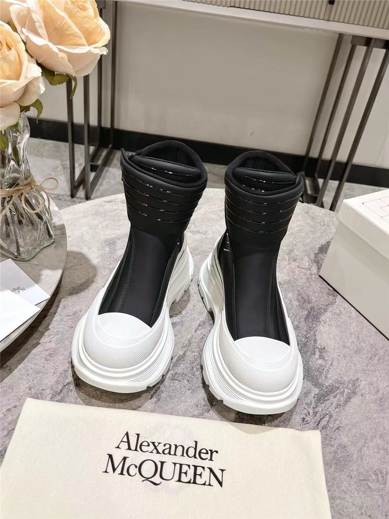 a1exa*der Mcqv*en tread slick high top sneakers