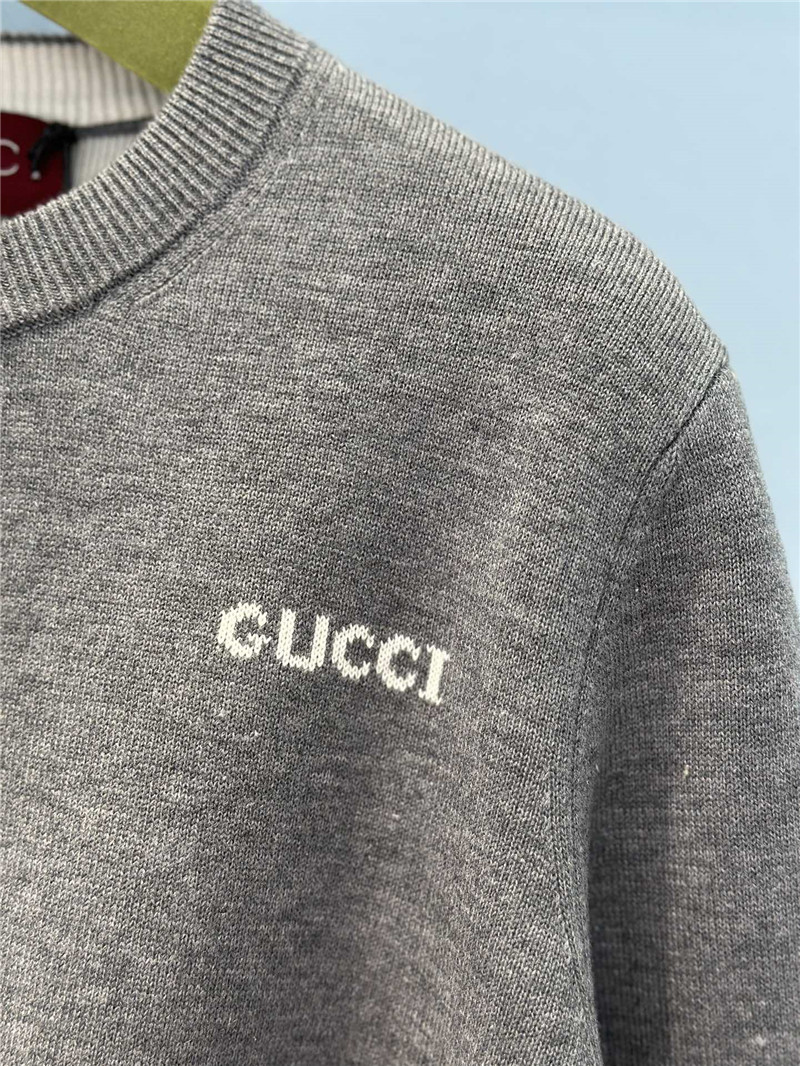 Gvc*1 crop intarsia wool cardigan grey
