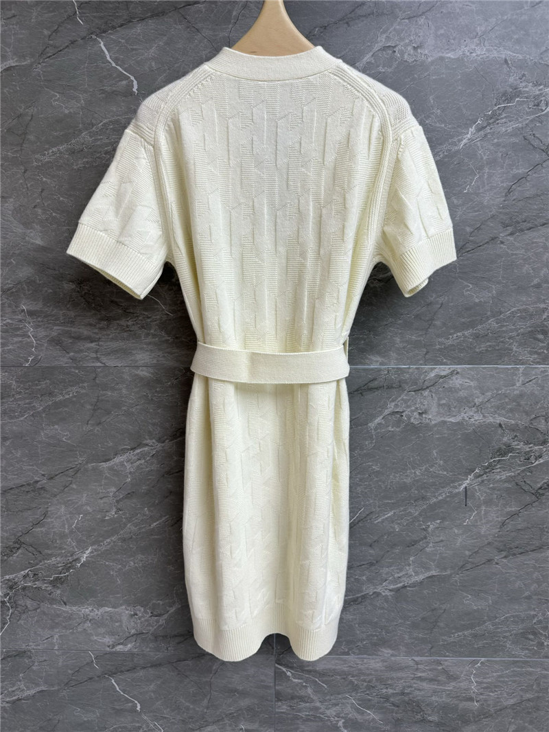 H**me5 short-sleeved wool dress replica clothing sites
