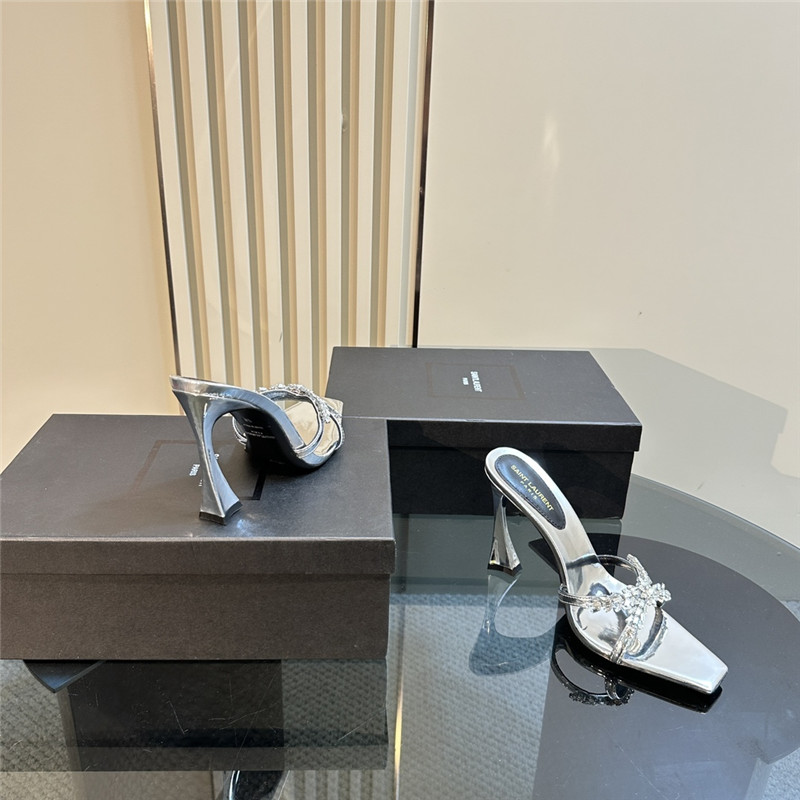 Y51 liz mules in silver calfskin with rhinestones