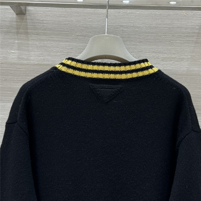 Pra*a cashmere cardigan