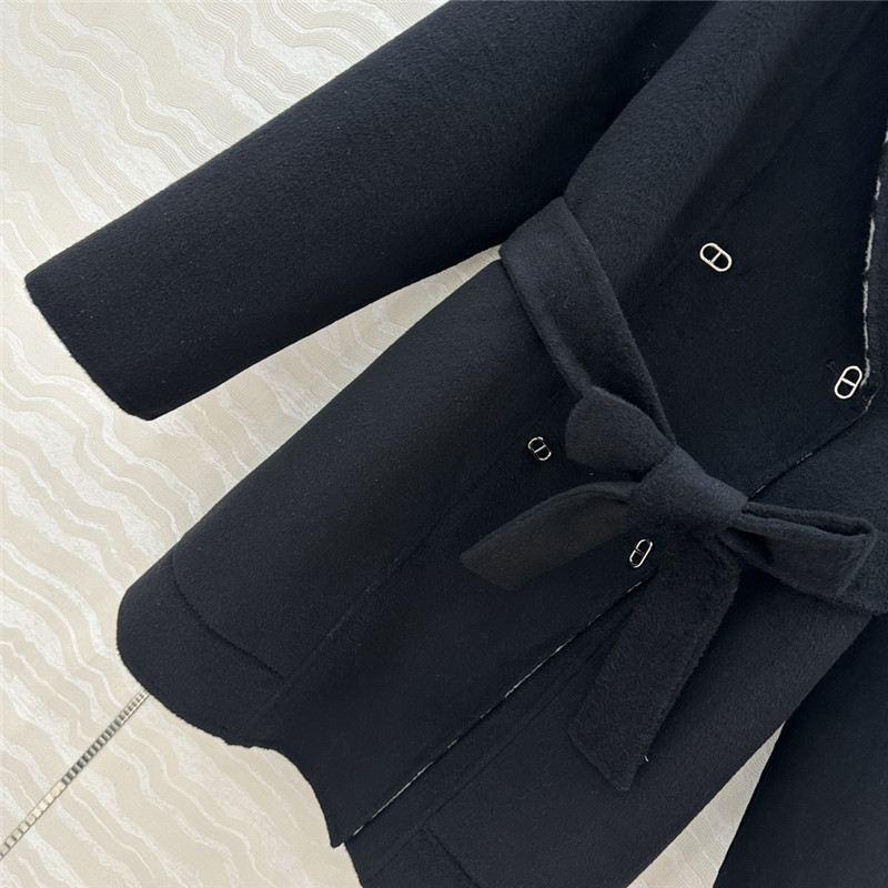 H**me5 cashmere jacquard coat
