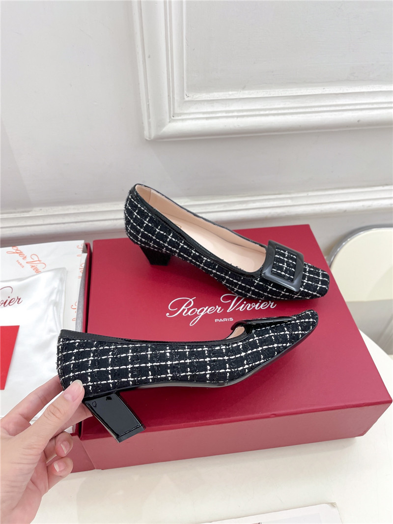 roger u1u1er belle u1u1er pumps 4.5cm black patent fabric