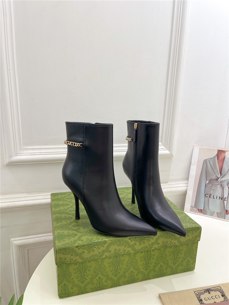 Gvc*1 women’s signoria ankle boots