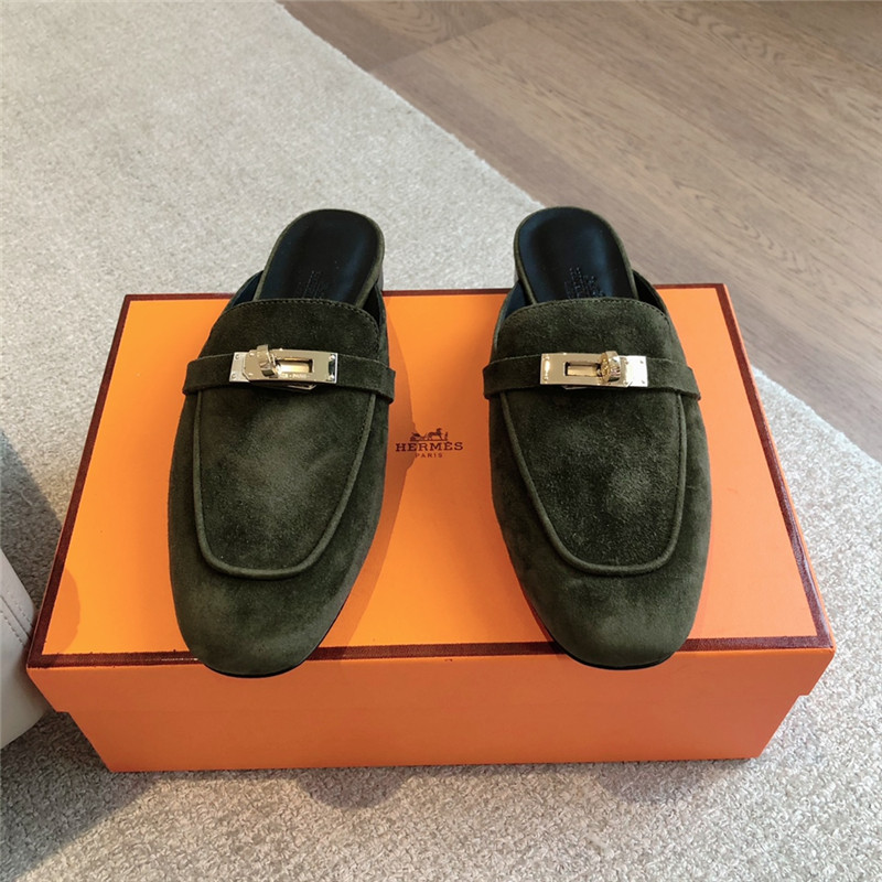 H**me5 kelly buckle oz mule in vert forêt suede