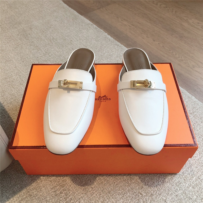 H**me5 kelly buckle oz mule in white calfskin