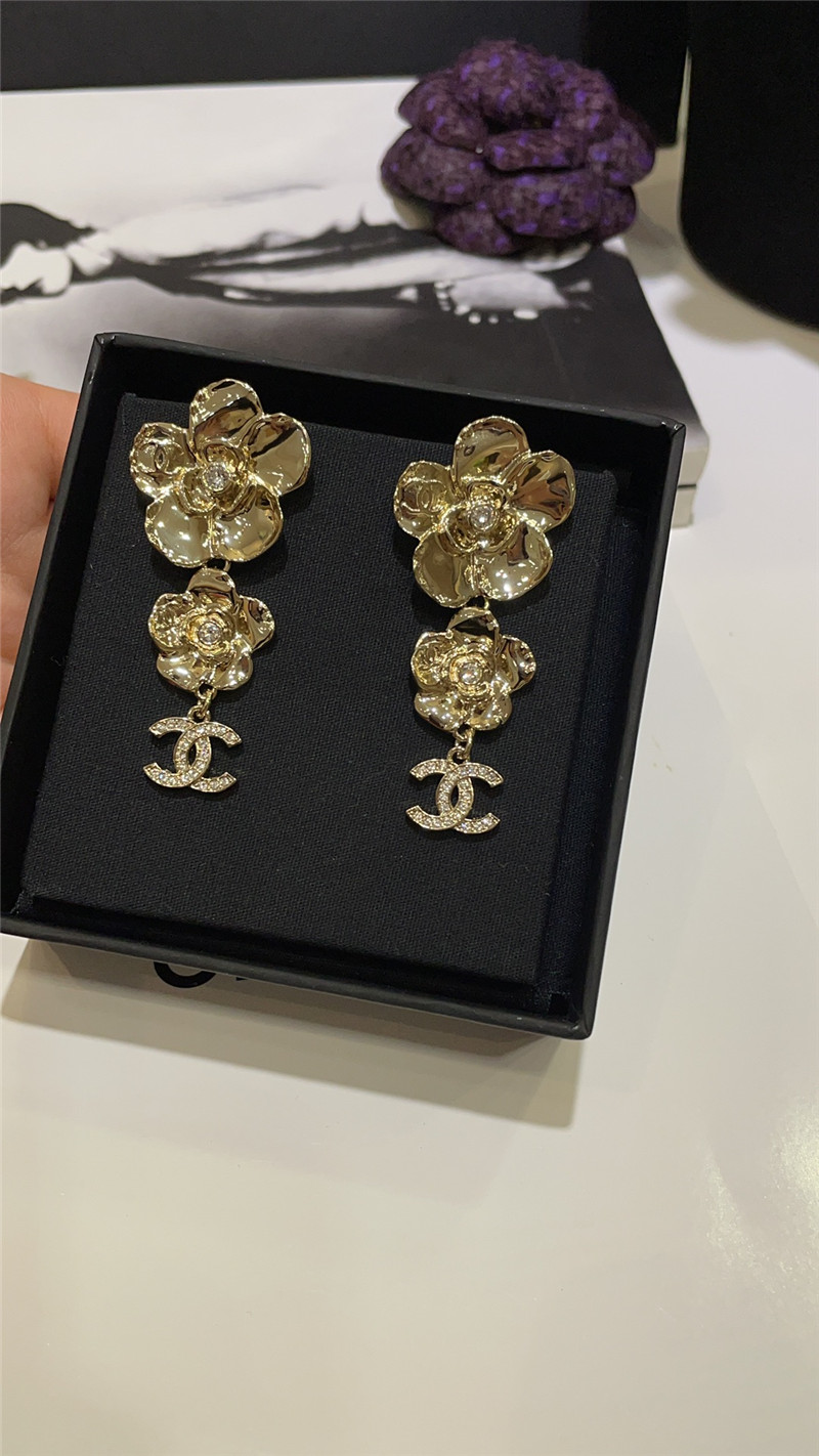 Ch**el new earrings