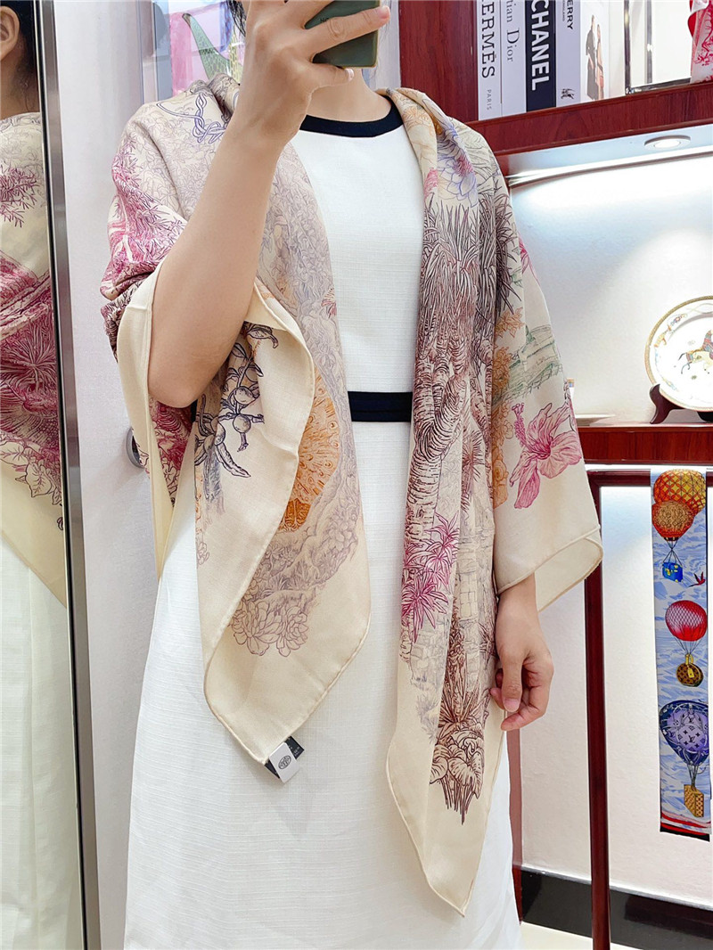 H**me5 140cm shawl