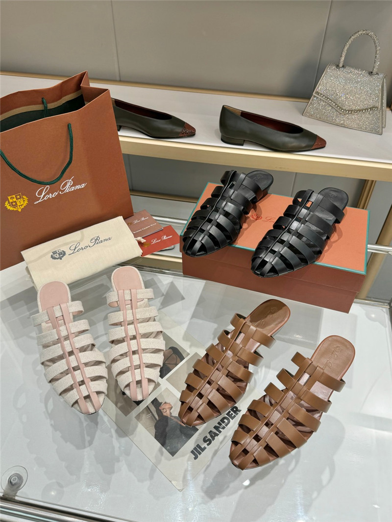 L0r0 P1ana braided strap sandals in ivory calfskin