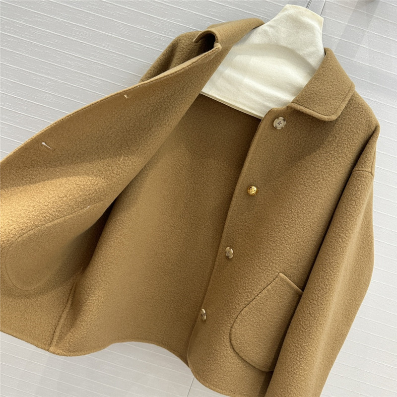 L0ew* short coat