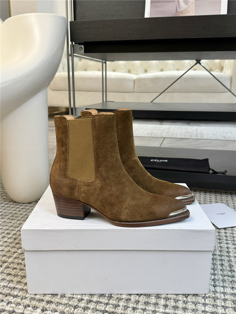 Ce1i*e brown suede chelsea boots for women
