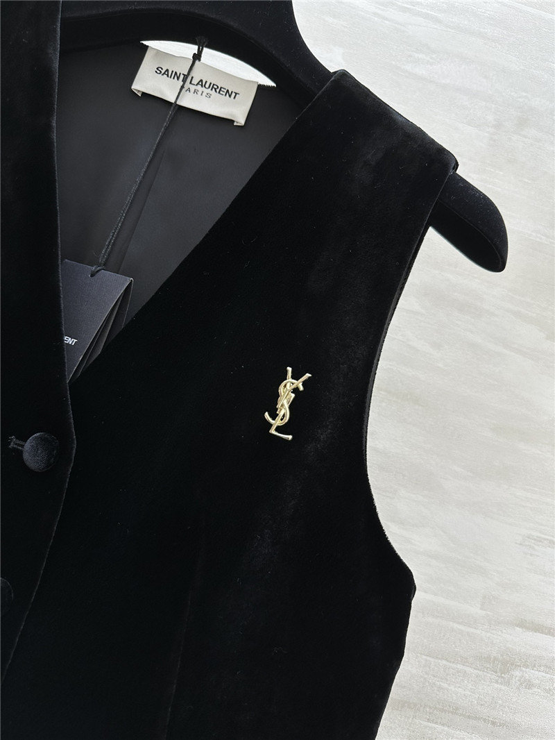 Y51 velvet vest
