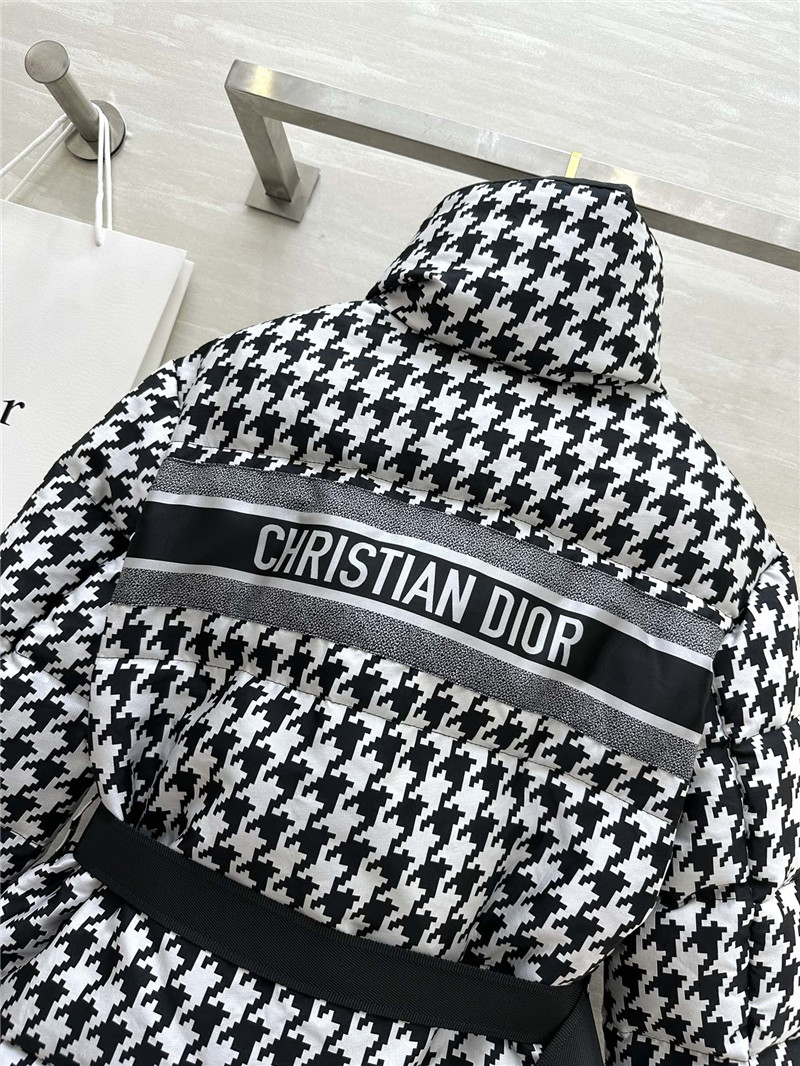 D10r stand collar down jacket