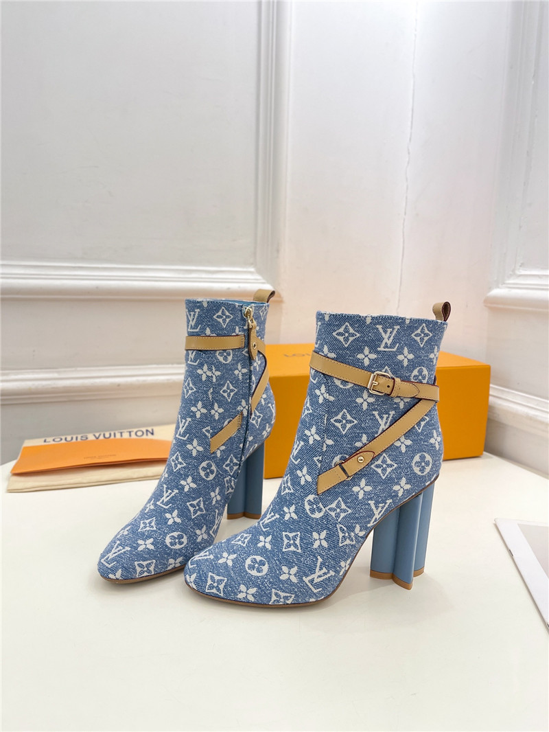 l0vis Vvtt0n light blue denim monogram silhouette ankle boots