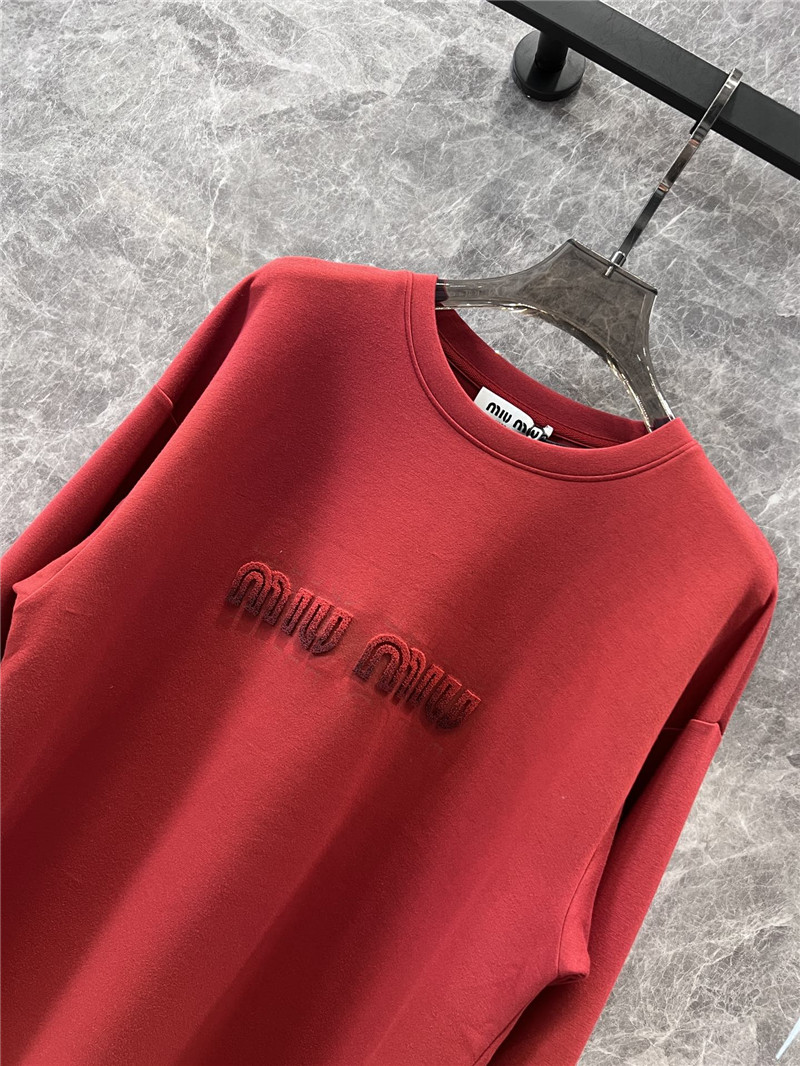 M1um1u sweatshirt + short skirt set
