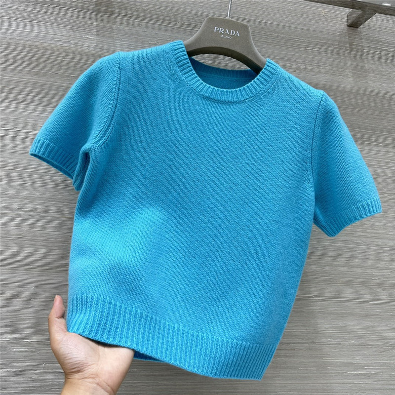 Pra*a cashmere top