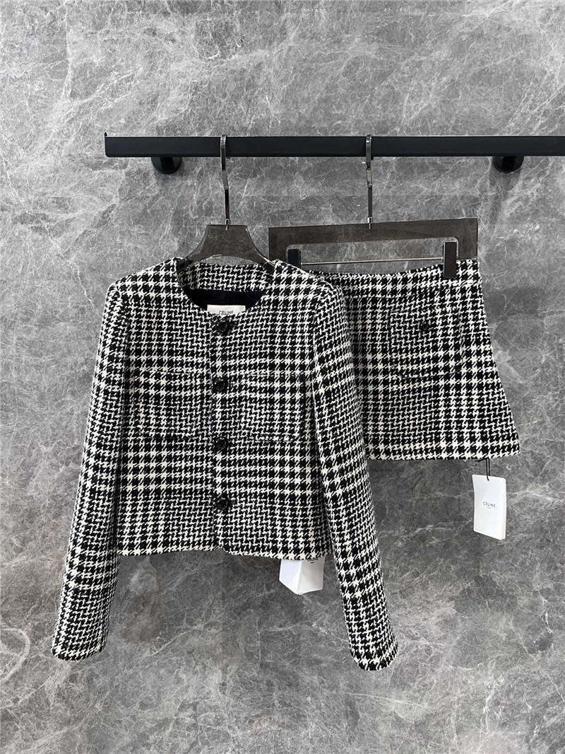 Ce1i*e short jacket + skirt set