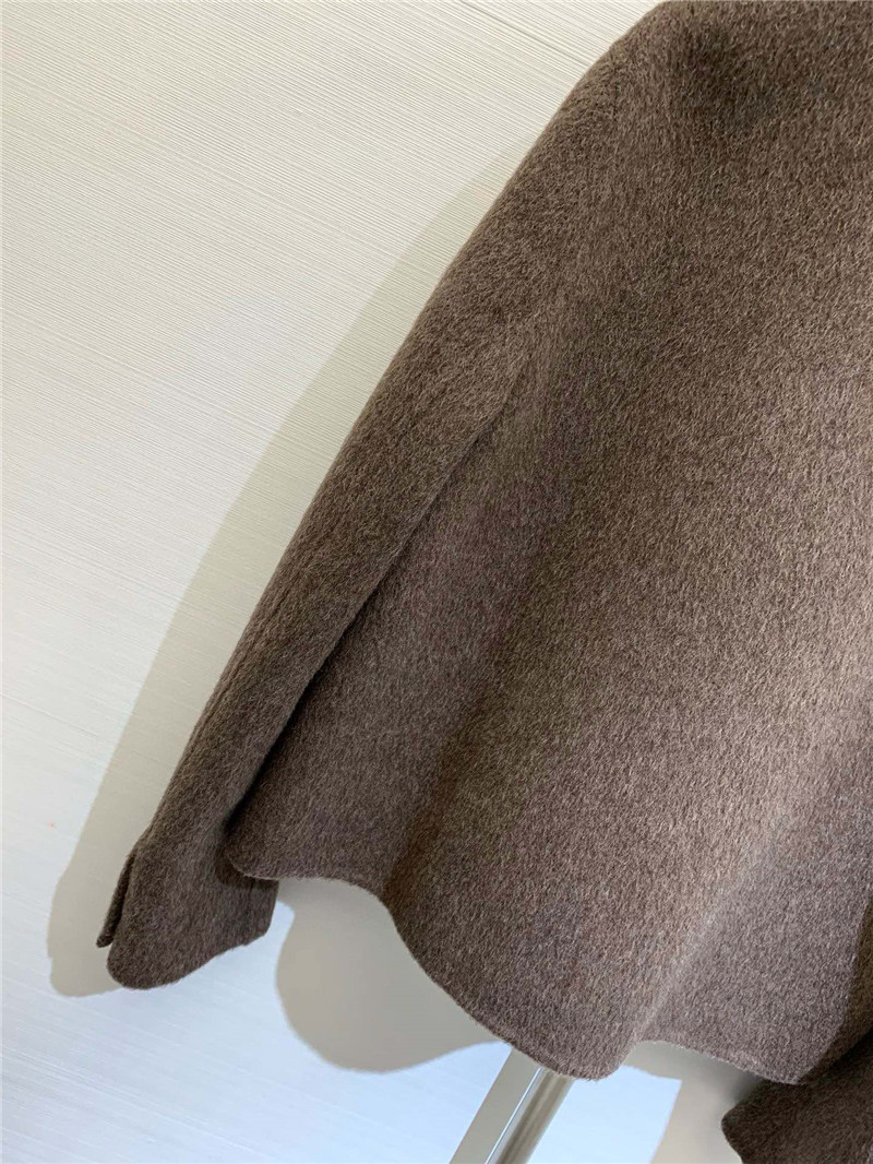 BC lapel wool coat