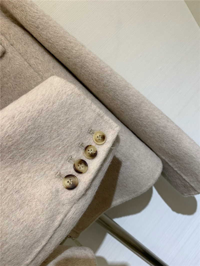 BC lapel wool coat