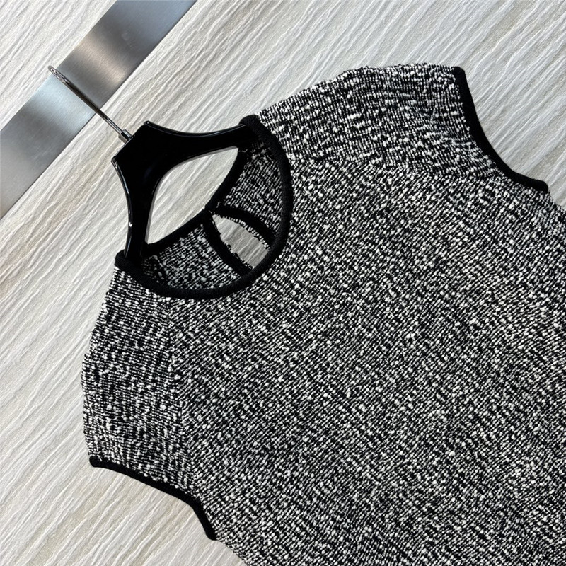 D10r knitted dress