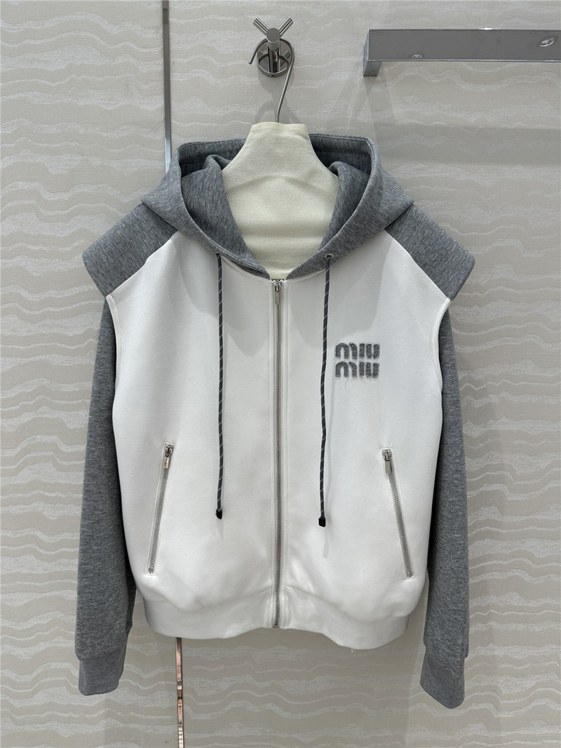 M1um1u sweatshirt suit