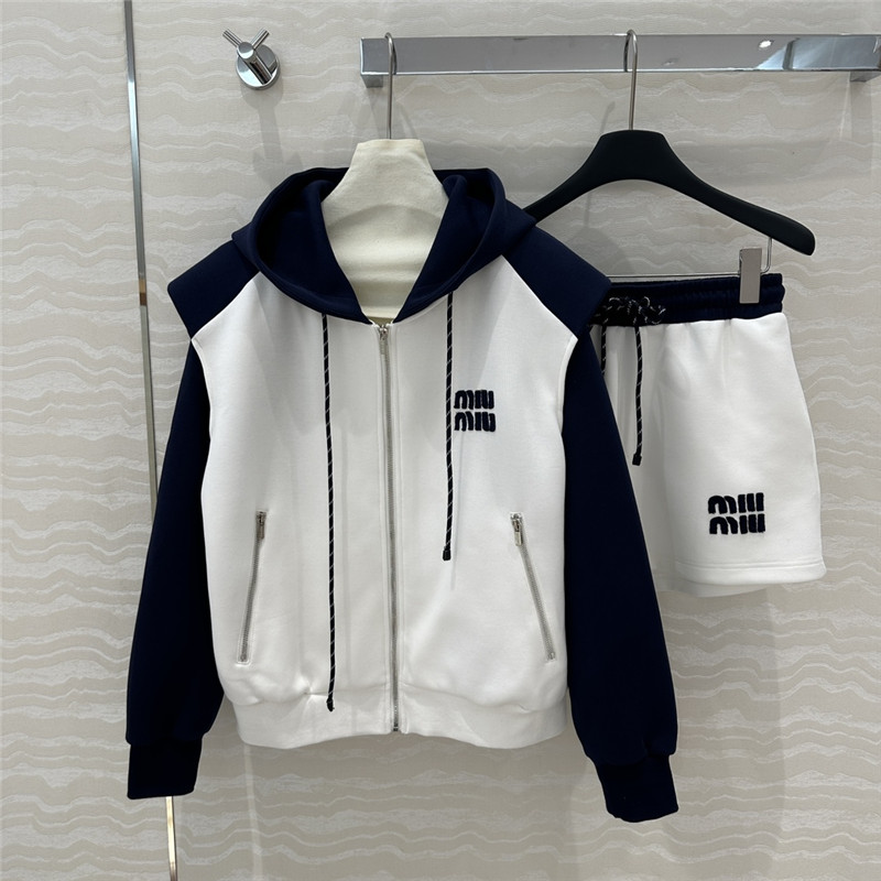 M1um1u sweatshirt suit