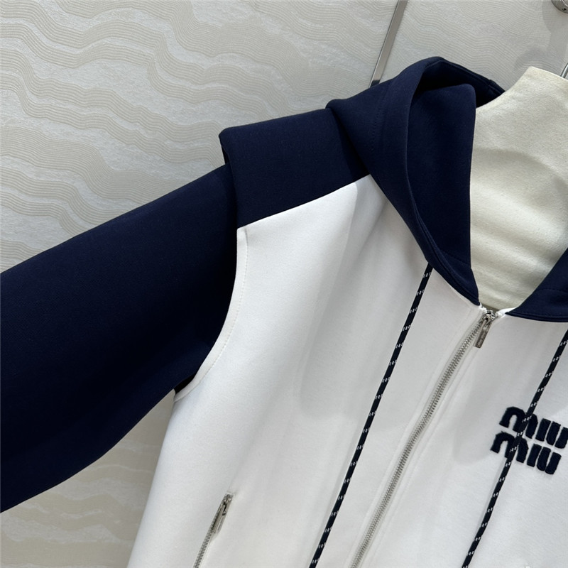 M1um1u sweatshirt suit