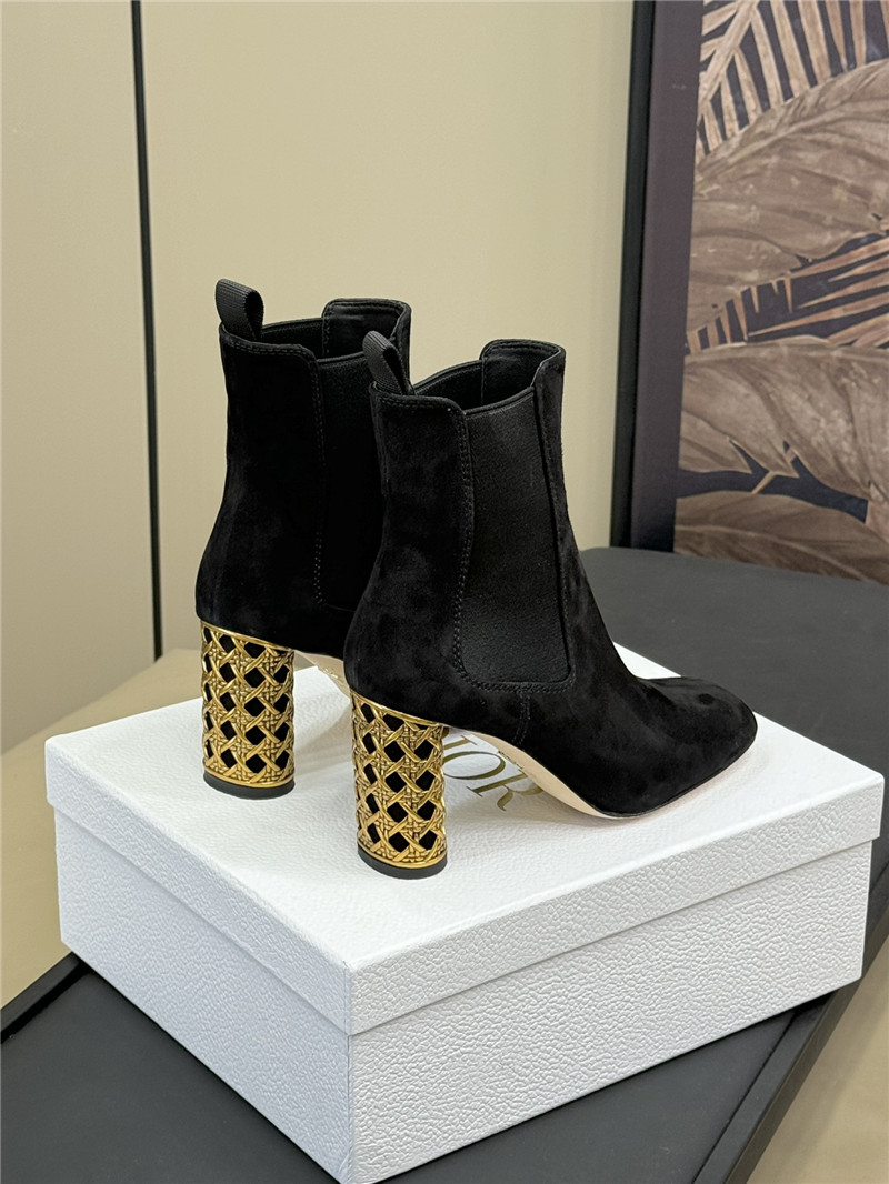 D10r icon heeled ankle boot black suede goatskin
