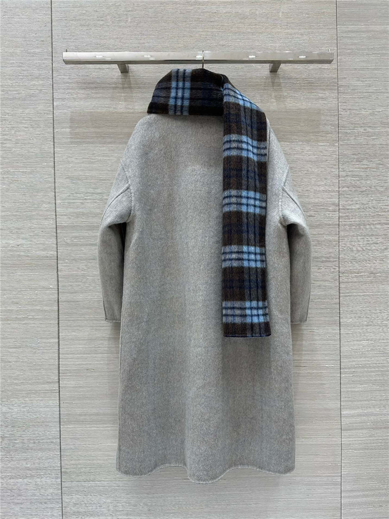 u1u1enne westwood scarf coat