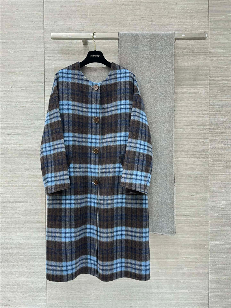 u1u1enne westwood scarf coat