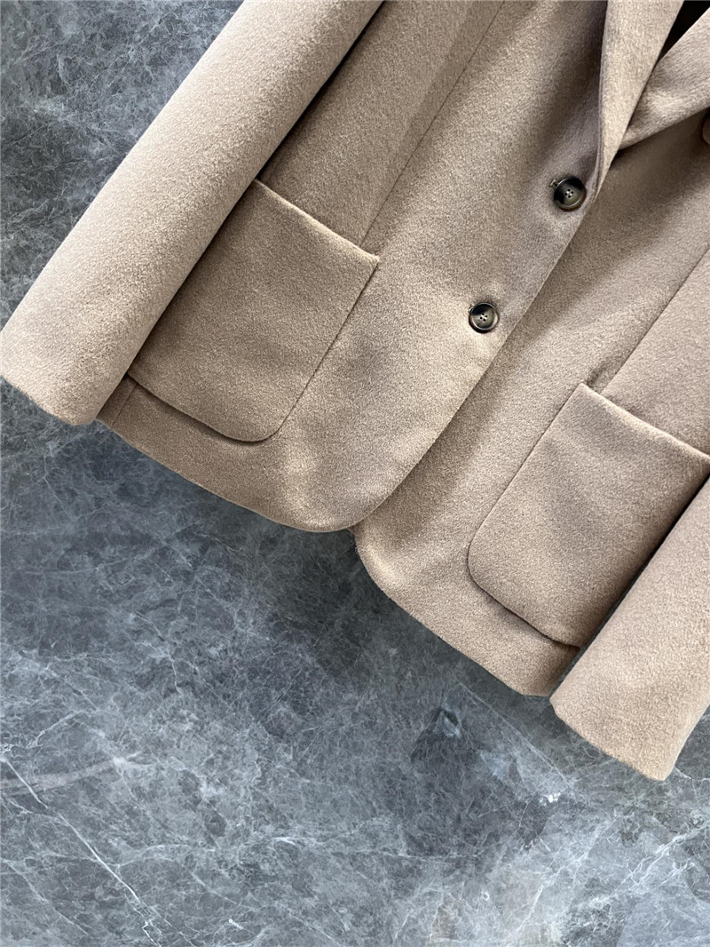 M1um1u suit jacket