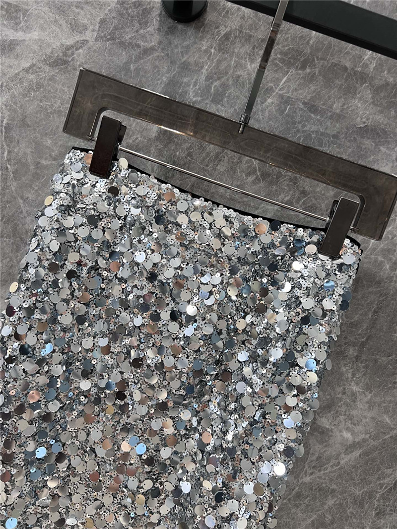 Y51 glitter skirt