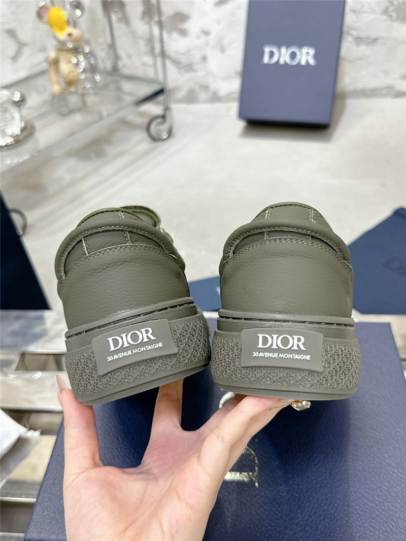 walk’n’D10r green sneakers