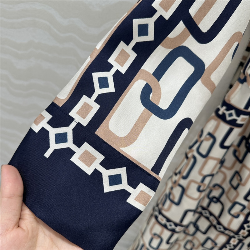Vanitoo silk dress