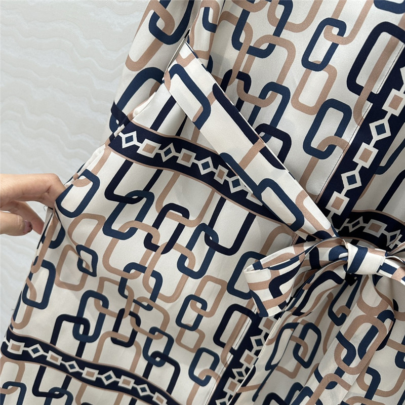 Vanitoo silk dress