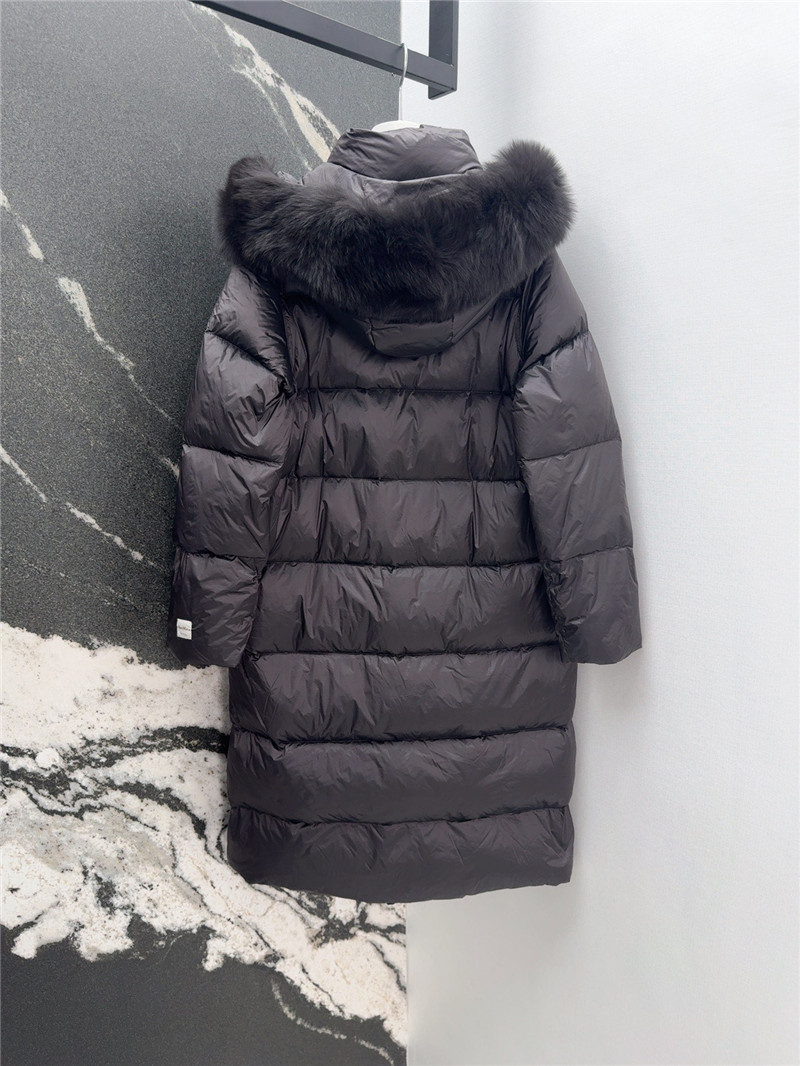 Vanitoo long down jacket