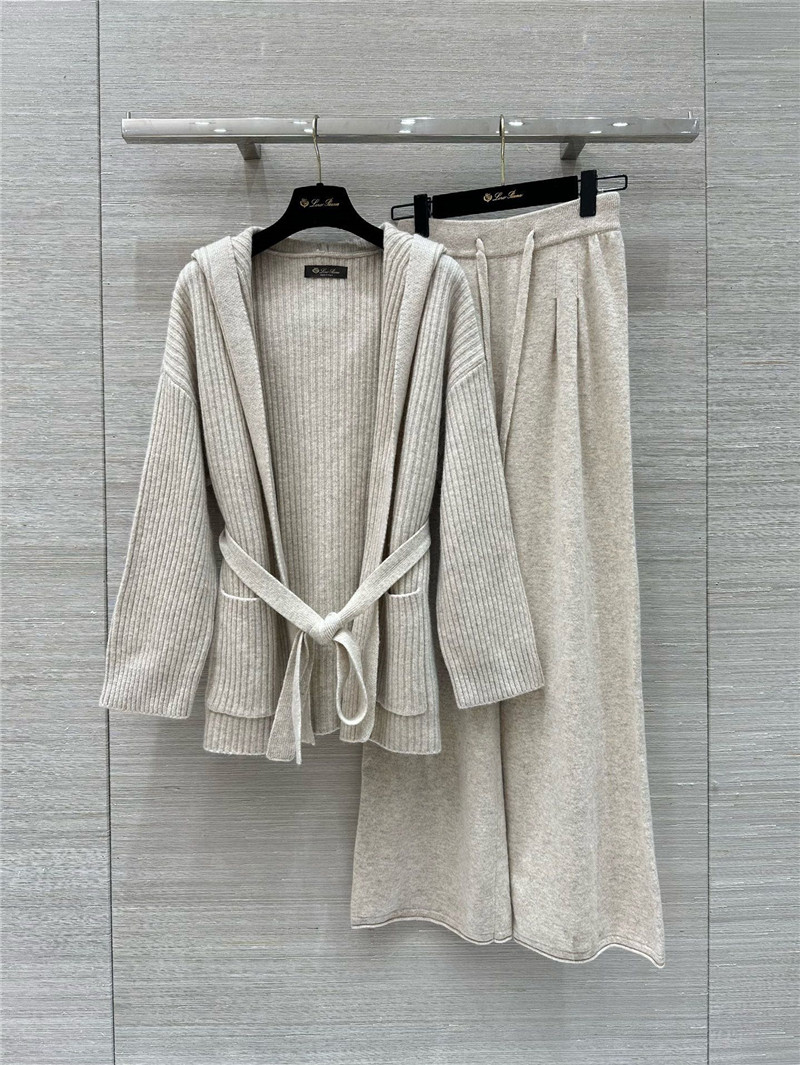 L0r0 P1ana tie jacket + trousers set