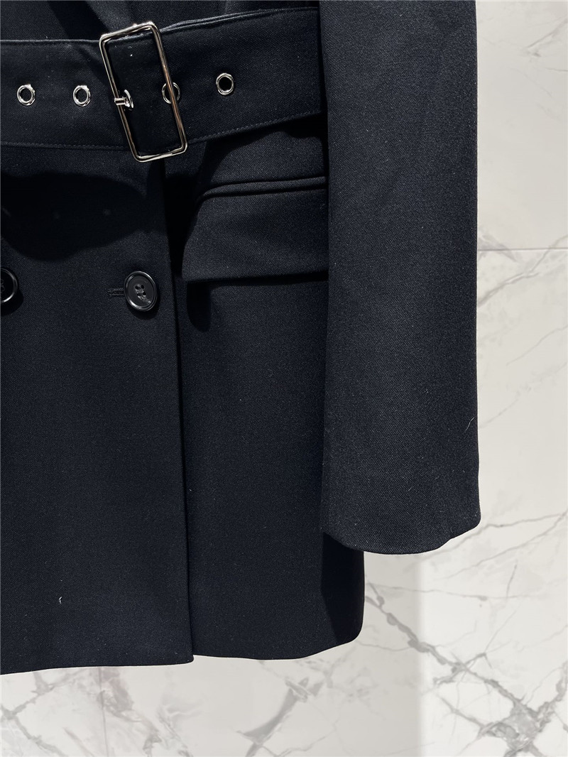 Y51 suit jacket