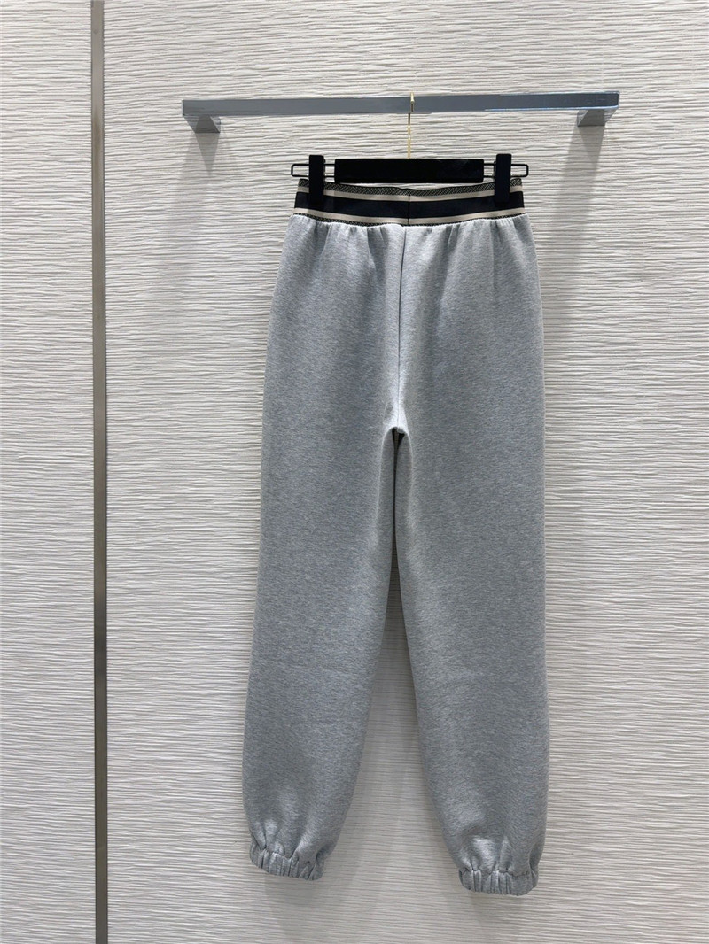 D10r new suit