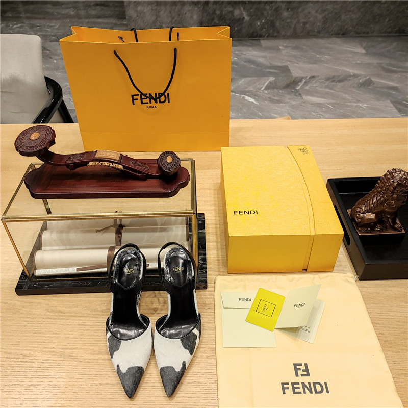 F**di sculpted-heel pumps in suede cowhide