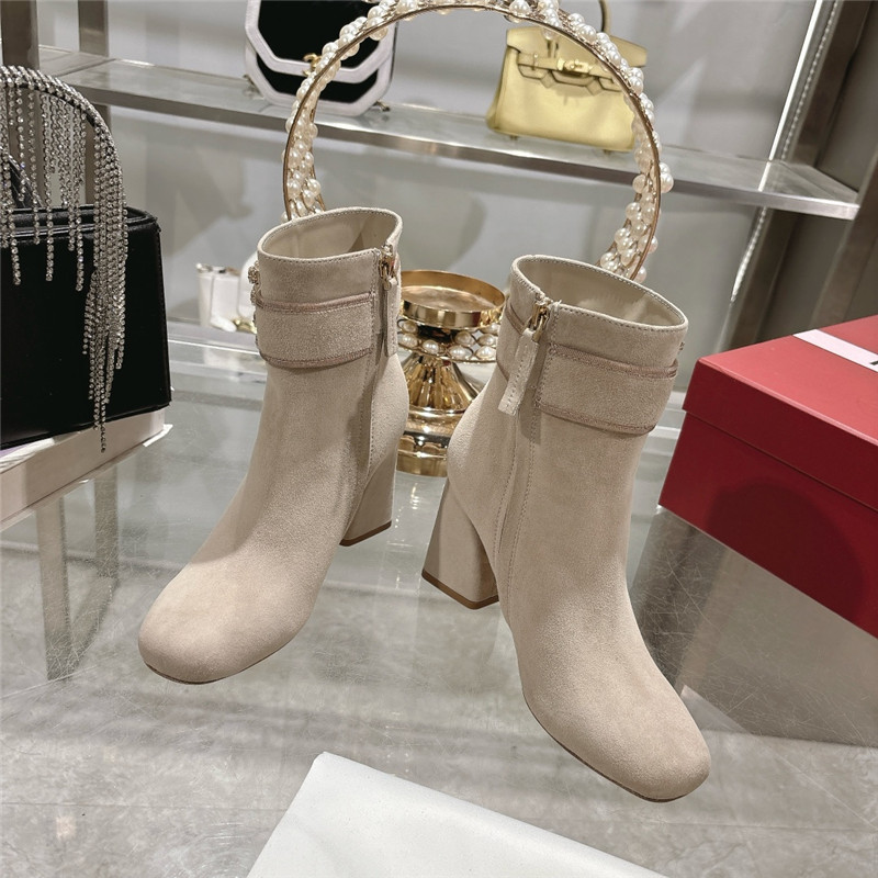 roger u1u1er suede buckle ankle booties