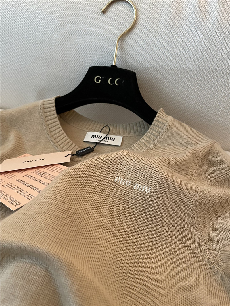 Miu Miu Logo-Intarsia Cashmere Top Beige
