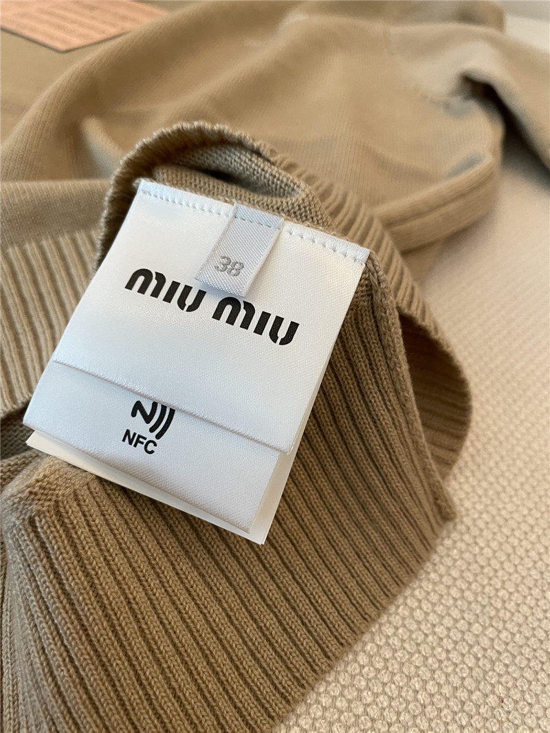 Miu Miu Logo-Intarsia Cashmere Top Beige