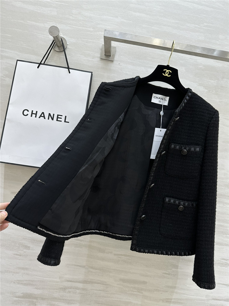 Ch**el wool soft tweed coat