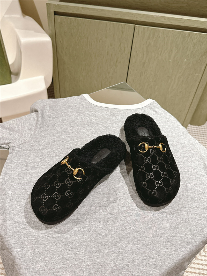 Gvc*1 wool horsebit mule in black gg suede