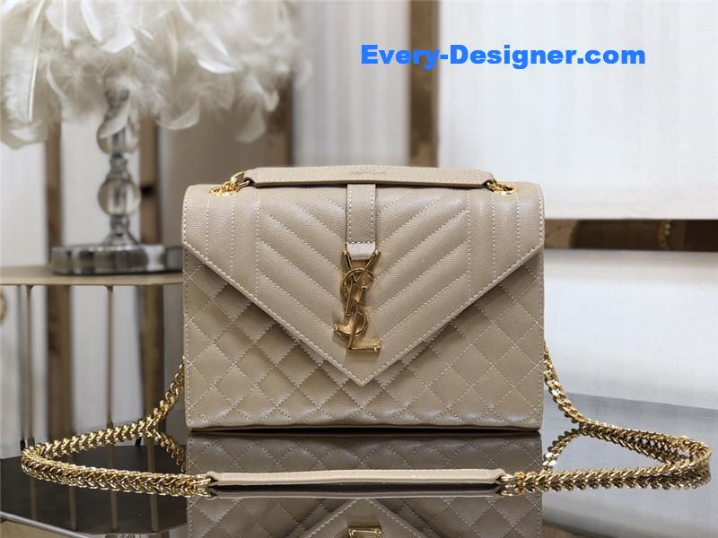 Y51 medium envelope shoulder bag